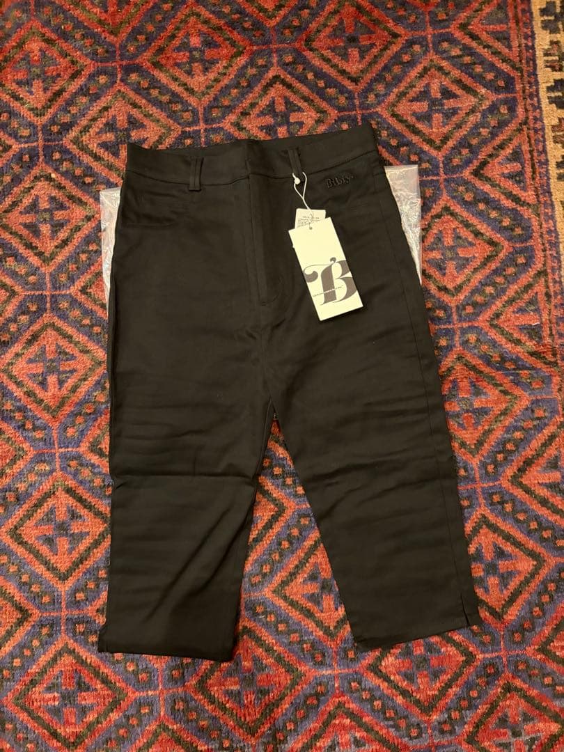 【新品タグ付き】Bibiy LULA BIKERS カプリパンツ