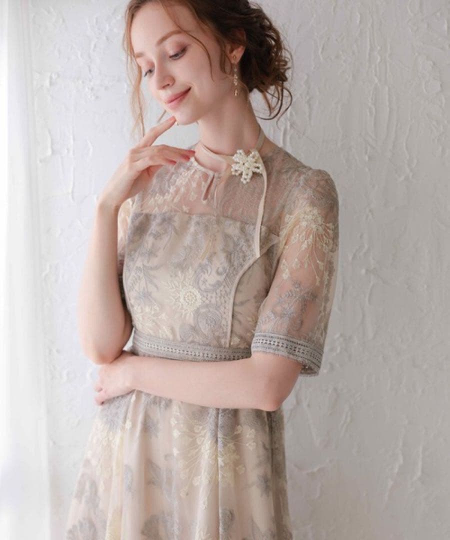 【新品タグ付き】　Dorrydoll ラダーレースドレス　グレージュ 結婚式