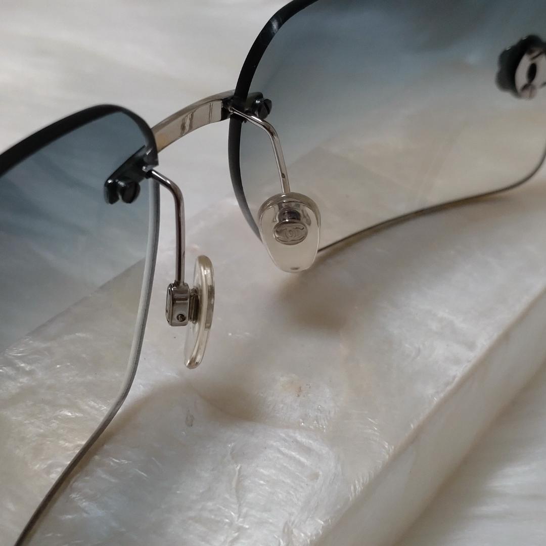 極美品✨CHANEL シャネル サングラス カメリア リムレス ブルー 保存箱