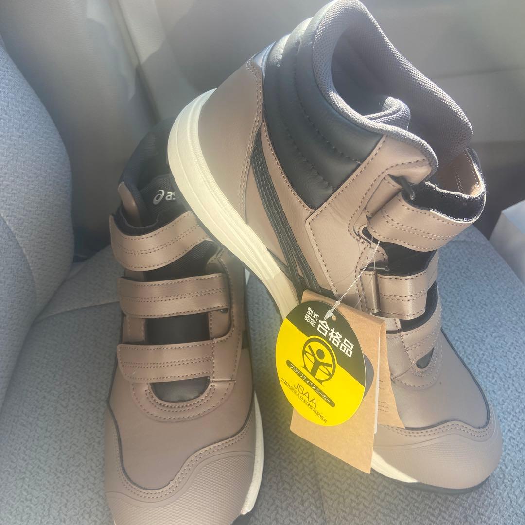 アシックス　作業靴、新品未使用 箱なし