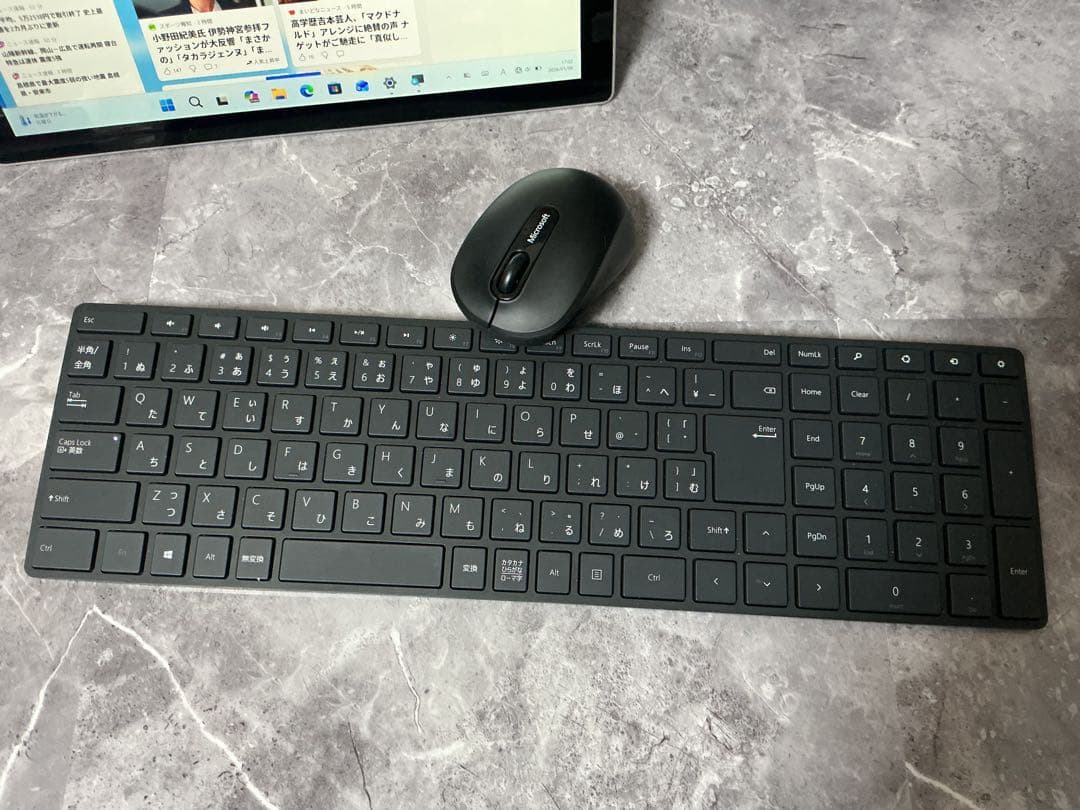 Surface Pro 7+ corei5 第11世代 SSD256GB LTE