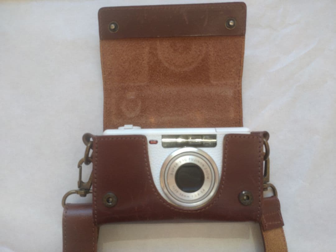 富士フイルム ナチュラクラシカ ホワイト、専用ケース、取扱説明書