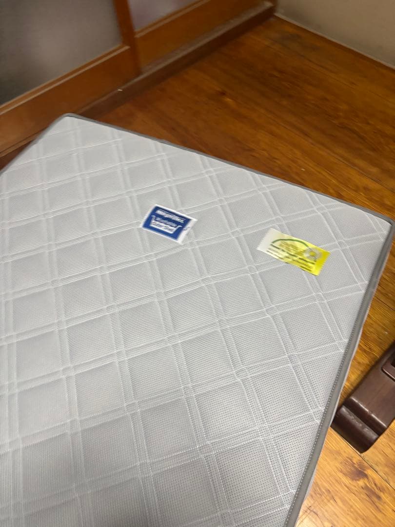 マニフレックス エア・メッシュ　ハットトリック