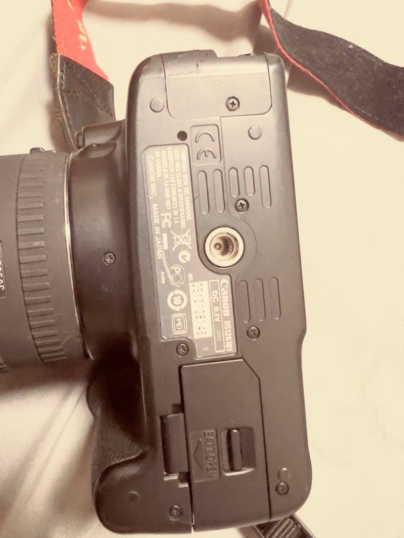 キャノン Canon Kiss X2 ボディとレンズ18〜200 他おまけレンズ