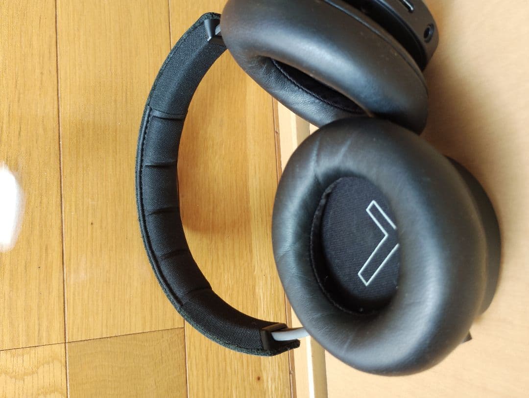 B&O PLAY ワイヤレスヘッドフォン