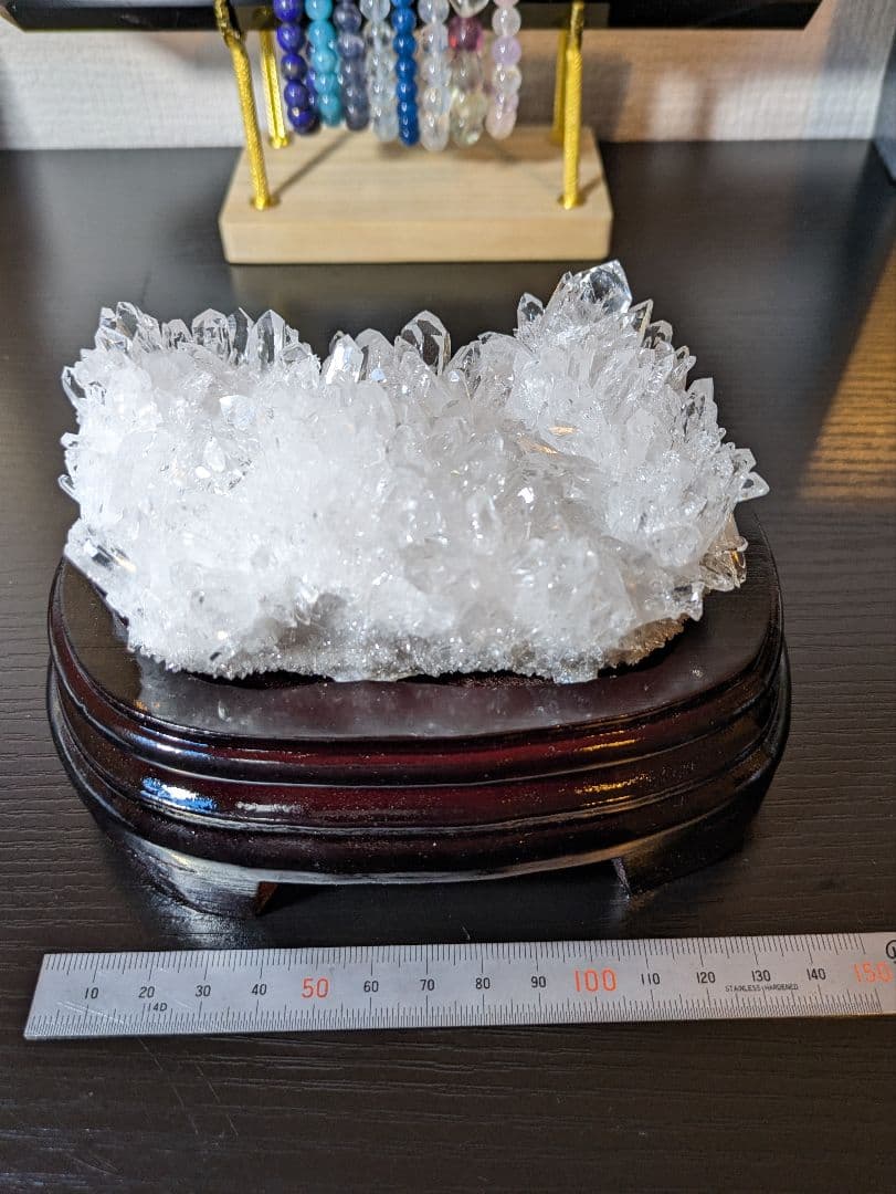 大人気！高品質✨ 貴州省産水晶クラスター 菊花水晶 木製台座付き✨