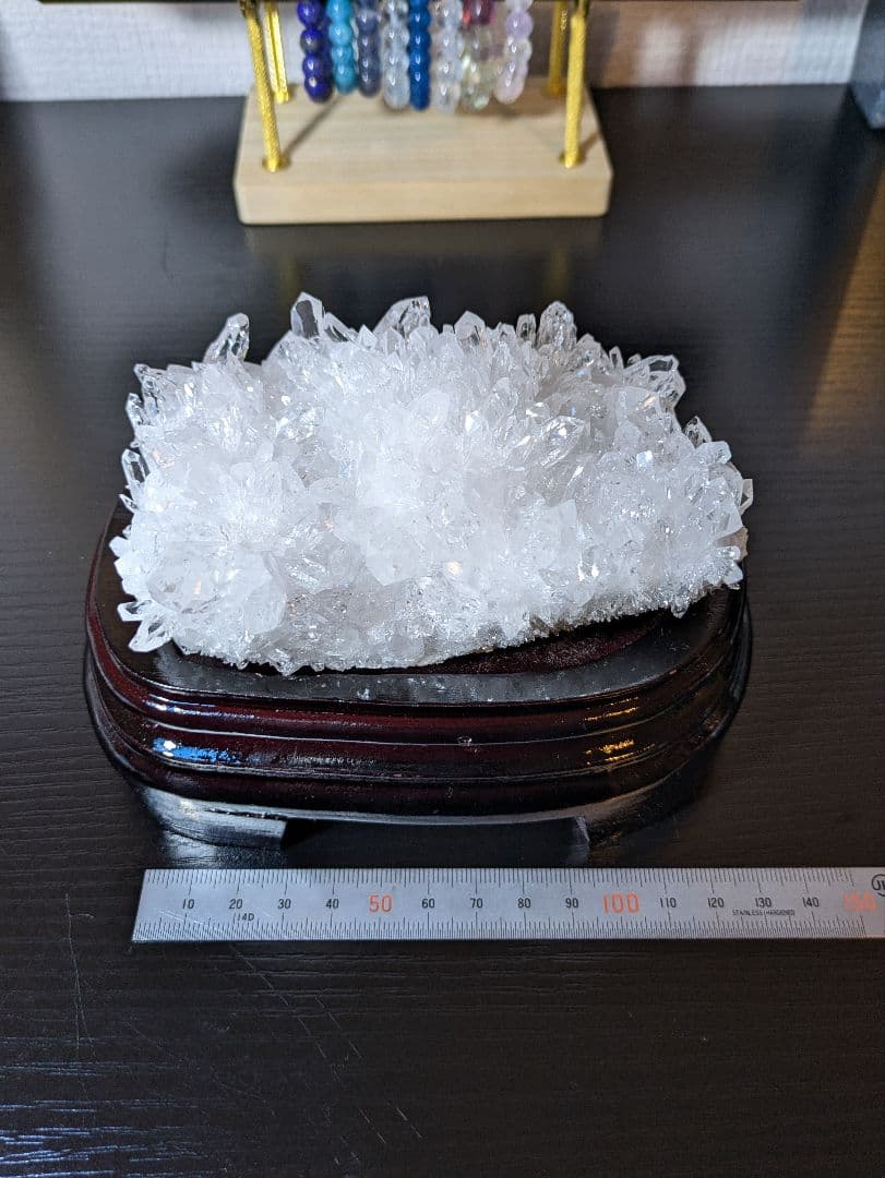 大人気！高品質✨ 貴州省産水晶クラスター 菊花水晶 木製台座付き✨