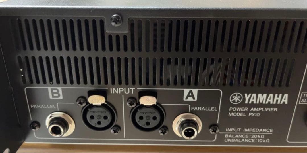 Yamaha パワーアンプ　PX10