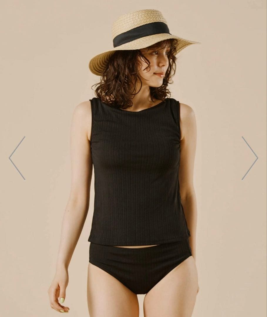 ラッシュガード付き　タンキニ　4点セット水着 サンアイ　三愛