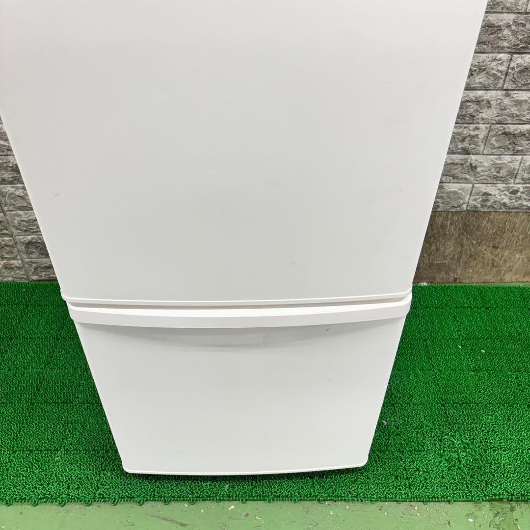 234 パナソニック　冷蔵庫　容量138L 小型　一人暮らし　ホワイトカラー