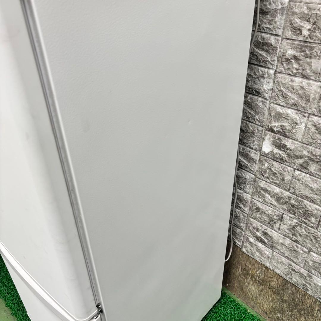 234 パナソニック　冷蔵庫　容量138L 小型　一人暮らし　ホワイトカラー