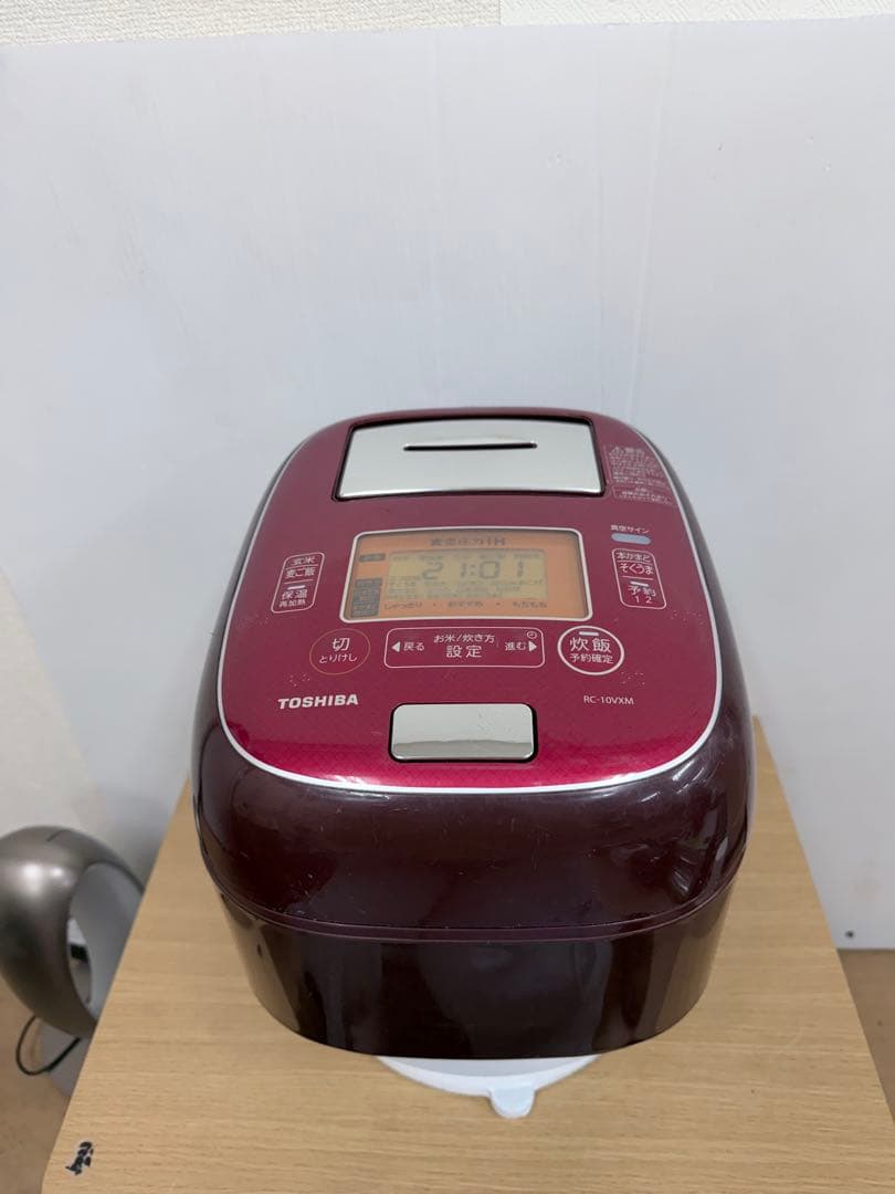 TOSHIBA 圧力IH 炊飯器 RC-10VXM 5.5合炊き 2018年製