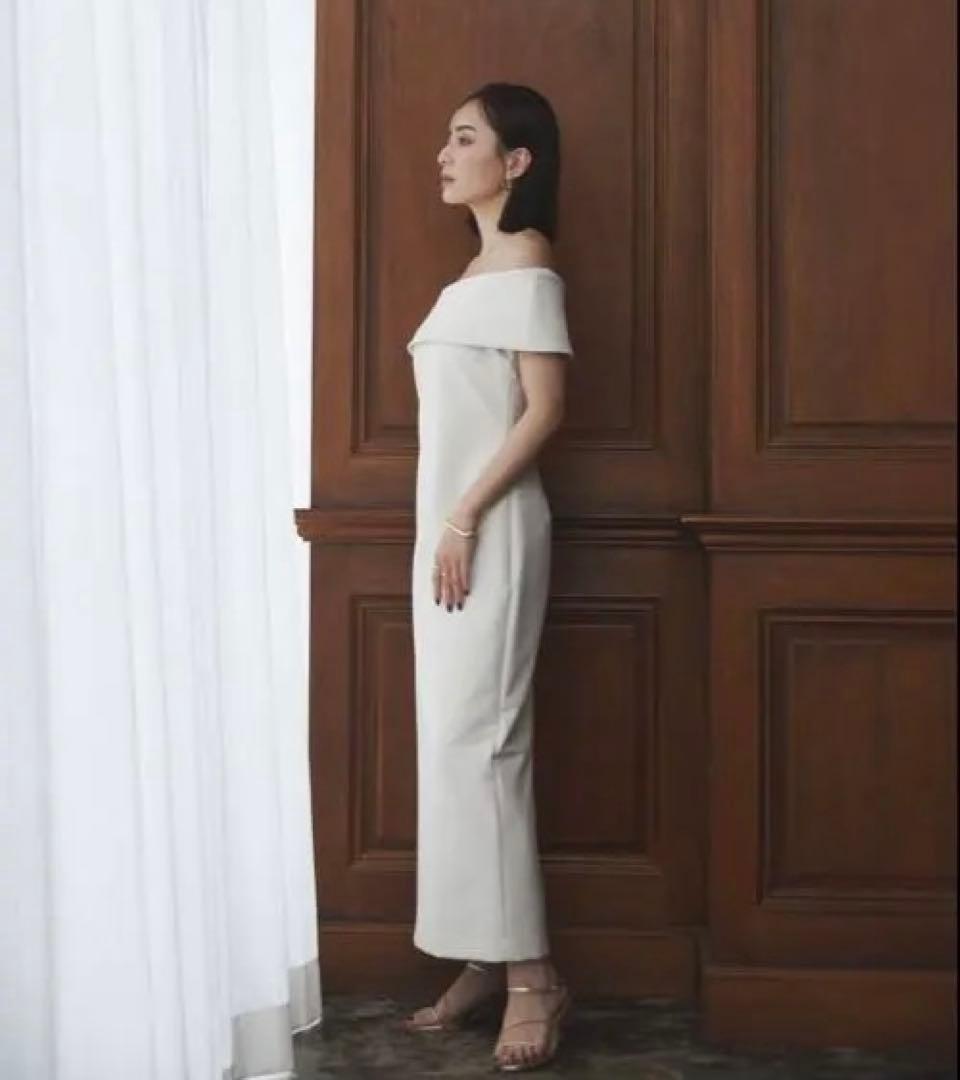 【値下げ中✨】anuans オフショルコンシャスワンピース