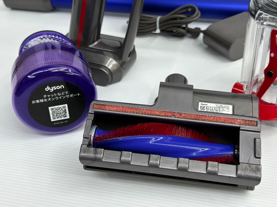 美品　2022年製　ダイソン　掃除機　SV21 本体　ミニヘッド　充電器　セット