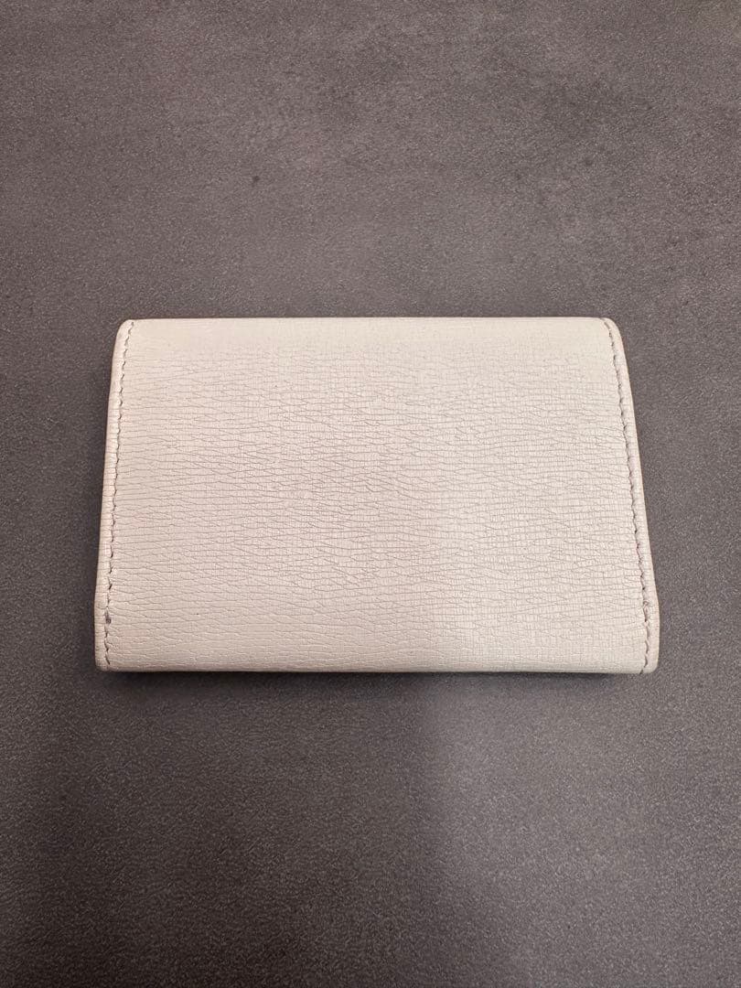 GUCCI 名刺入れ 白　レザー
