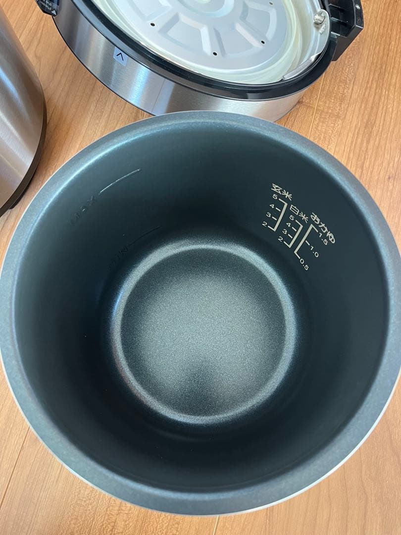 Cooking Pro 電気圧力鍋 新品未使用 レシピ本付き！　通電確認済み