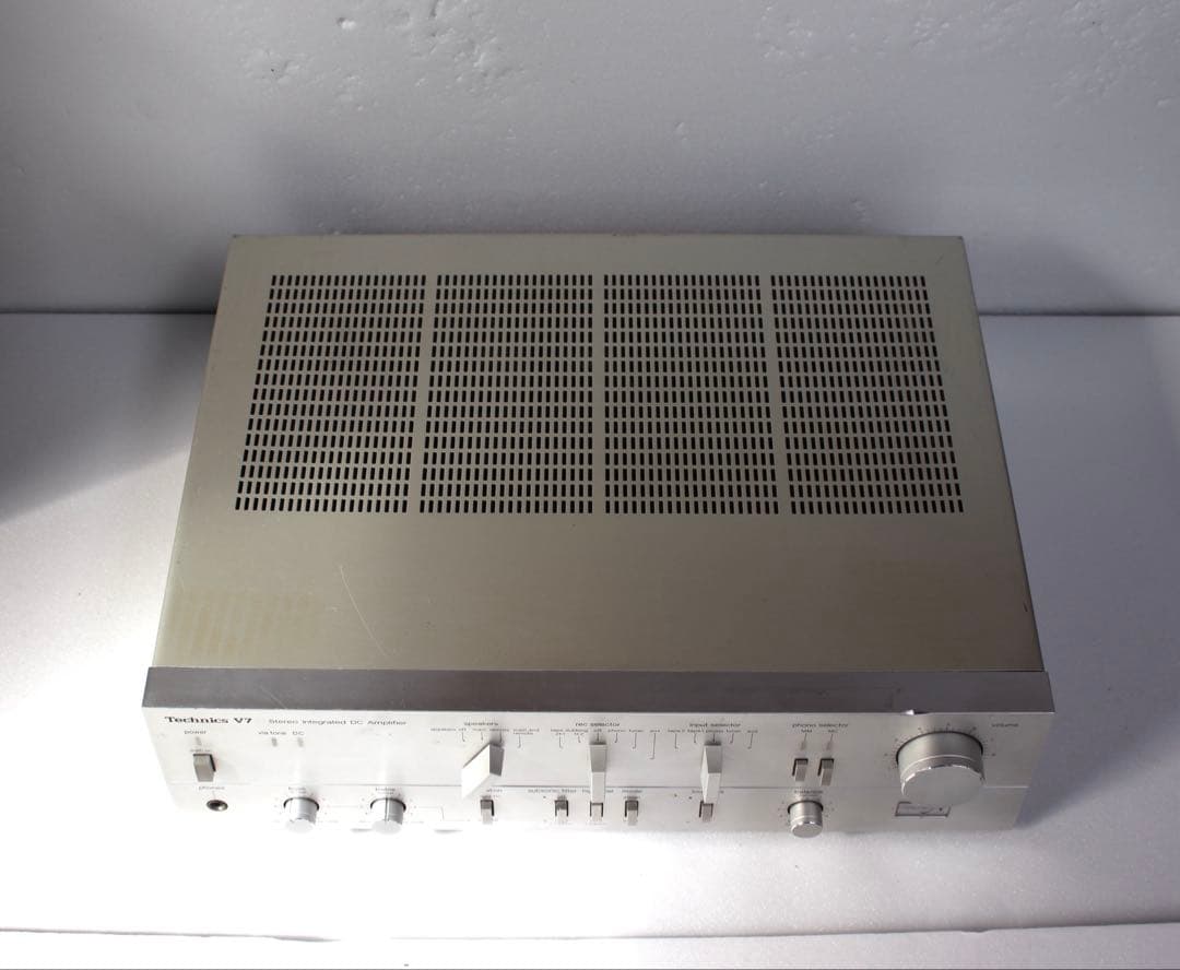 Technics テクニクス　プリメインアンプ　SU-V7