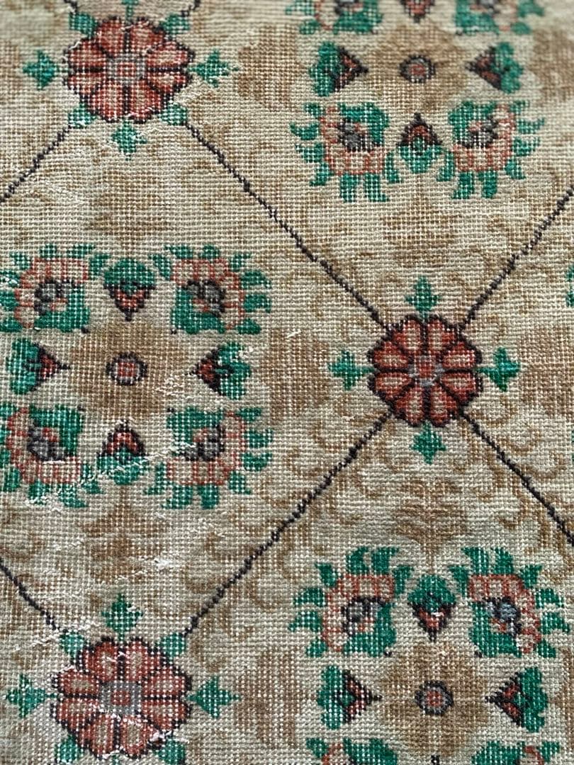 フラワータイル風　ヴィンテージラグ　トルコラグ