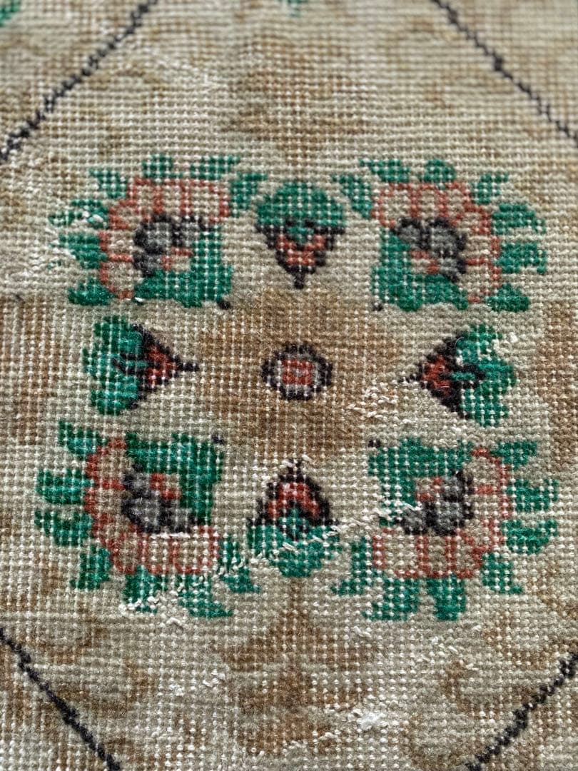 フラワータイル風　ヴィンテージラグ　トルコラグ