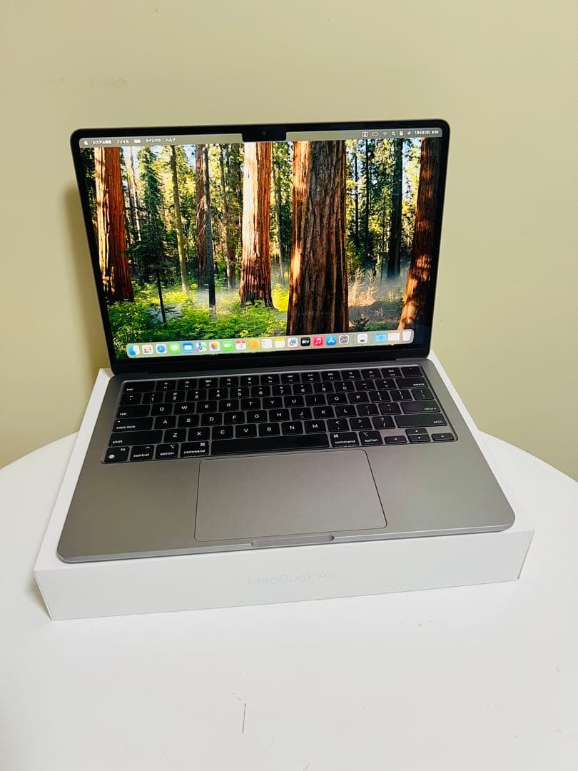 MacBook本体 Macbook Air M2 16GB/512GB
