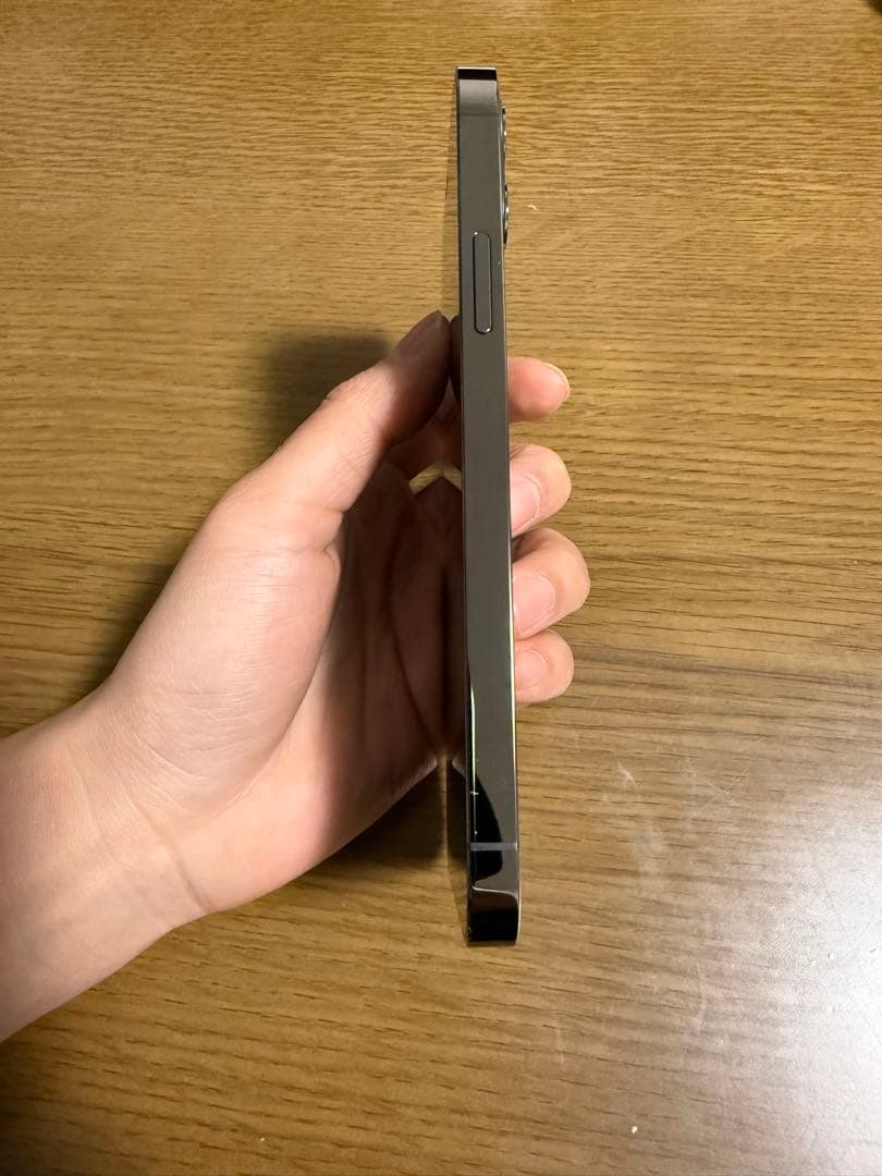 美品　iPhone12pro 256G