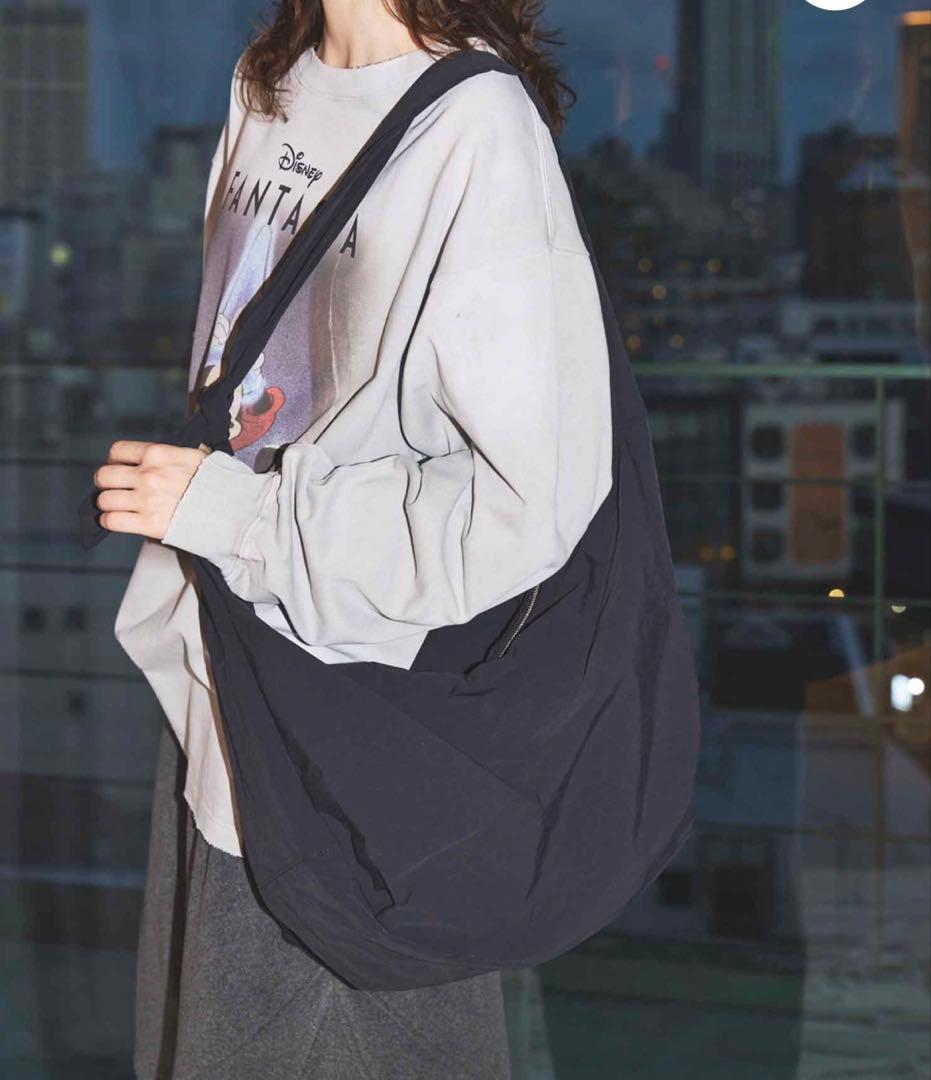 Maison Special ショルダーバッグ