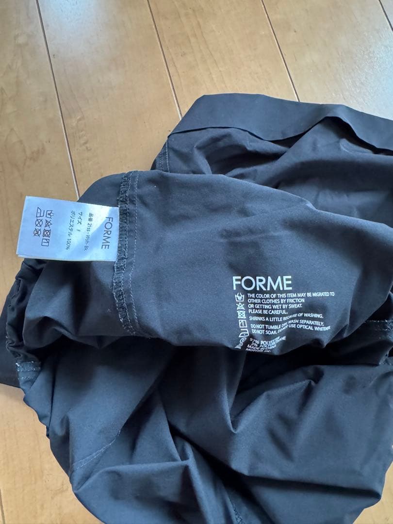 東原亜希　FORME ショートパンツ 黒　撥水