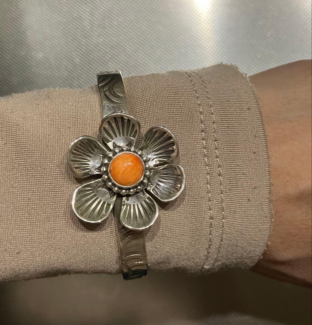 ピヨ様売約済　ビンテージ ナバホ STERLINGSILVER バングル 花