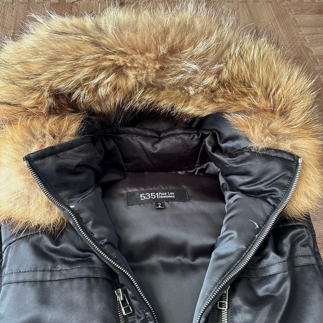 5351 Pour Les Hommes ダウンベスト　ラクーンファー　フード黒