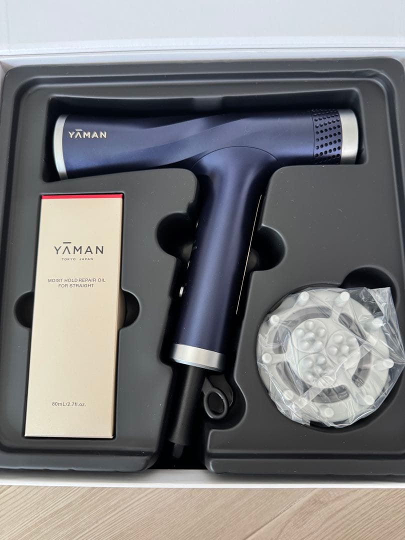 YAMAN ヘアドライヤー 本体・アタッチメント付き YA-MAN