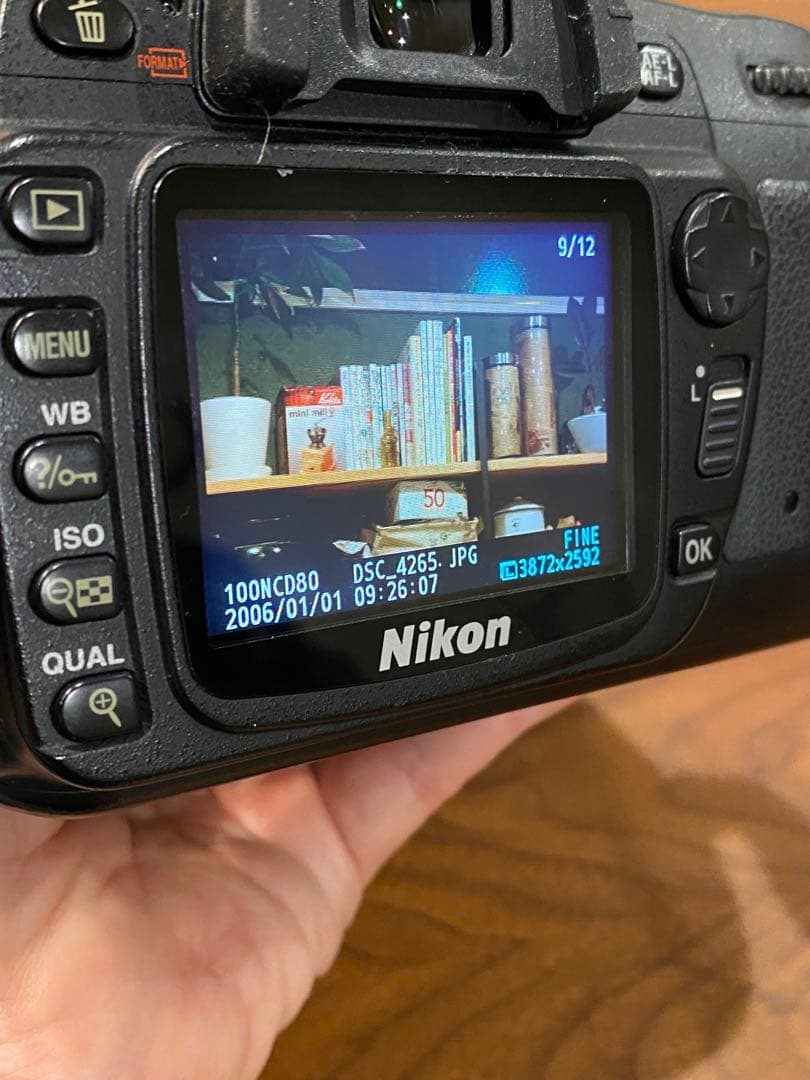 Nikon D80 CCDデジタル一眼 動作品　af-s 18-135レンズ付