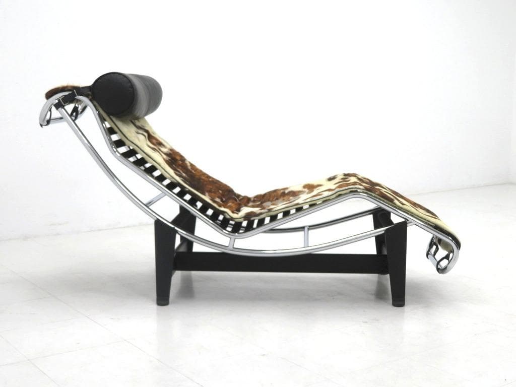 IDC大塚家具　コルビジェ　LC4　ハラコ　リクライニングソファ　シェーズロング