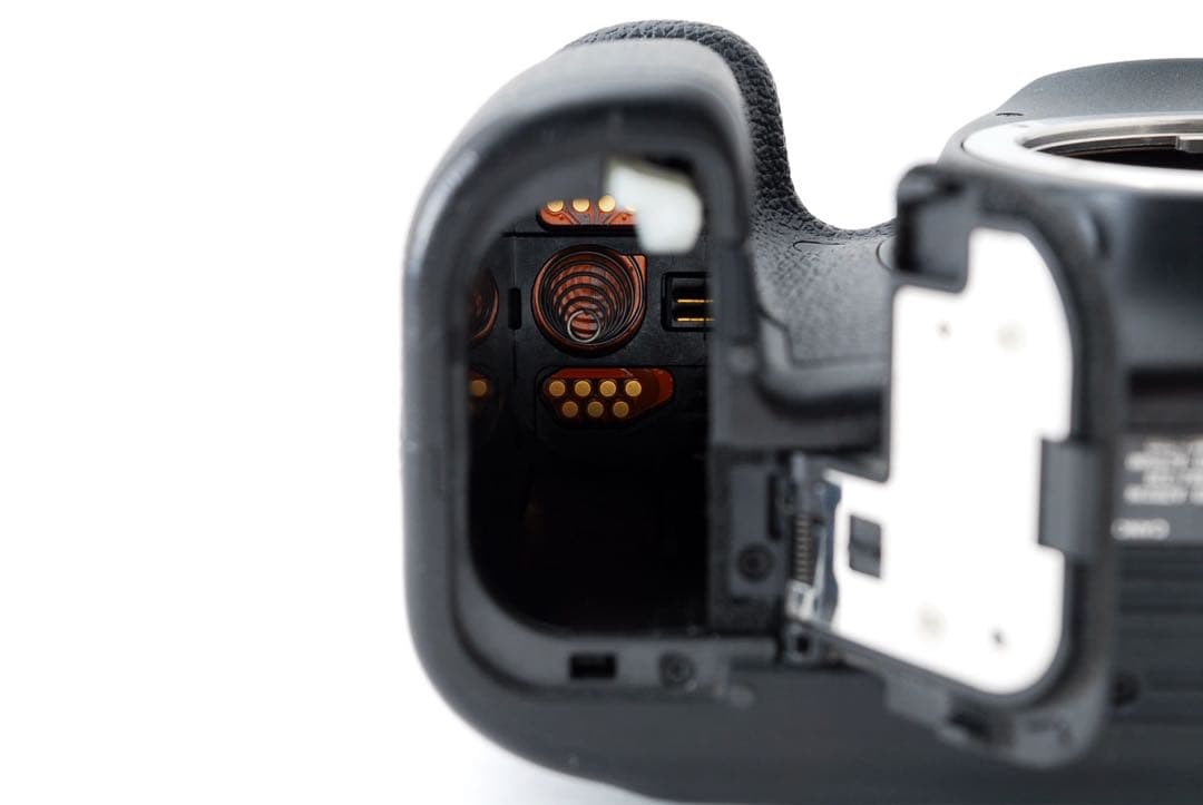 一眼レフカメラCanon EOS 6D Mark II標準&望遠レンズセット