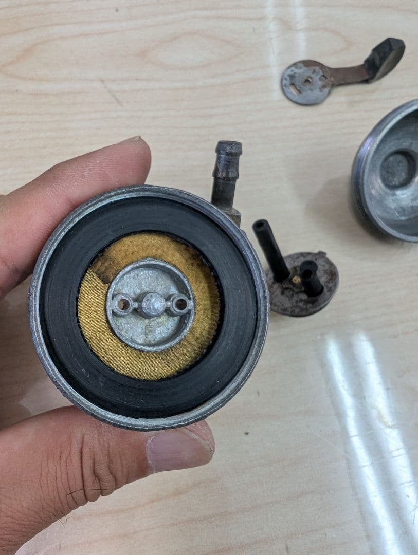 ホンダ　ベンリィc92　ガソリンコックと新品ガスケットセット　燃料コック