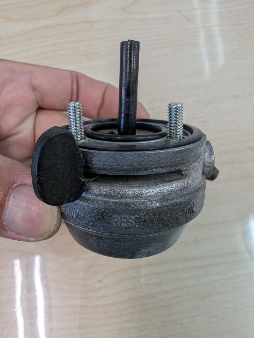 ホンダ　ベンリィc92　ガソリンコックと新品ガスケットセット　燃料コック