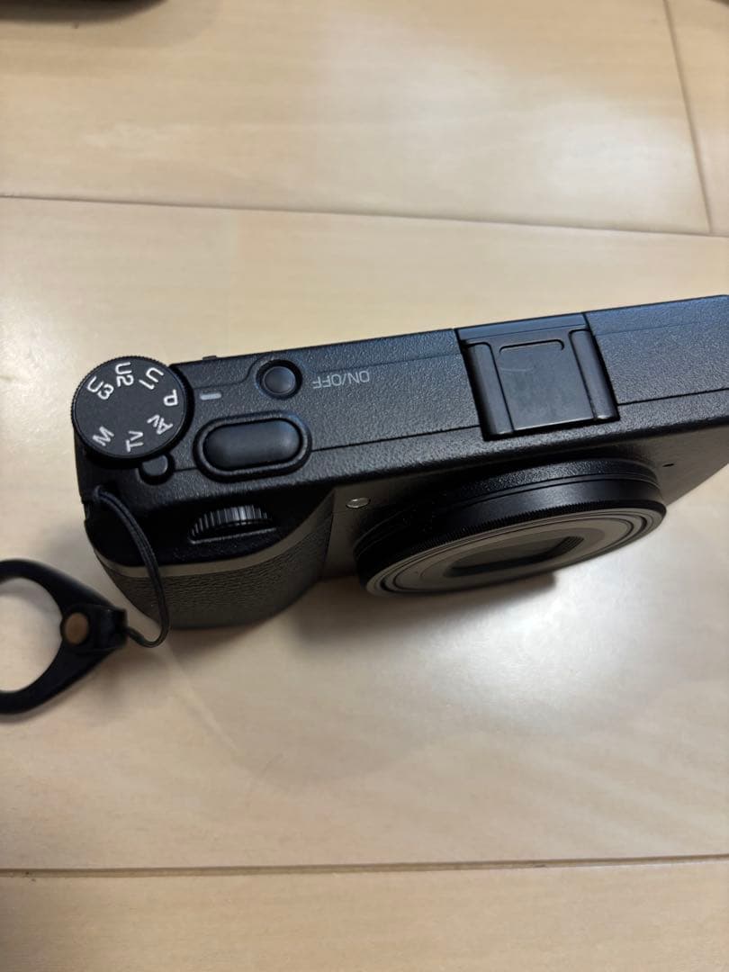 リコー　RICOH GR3 GR III