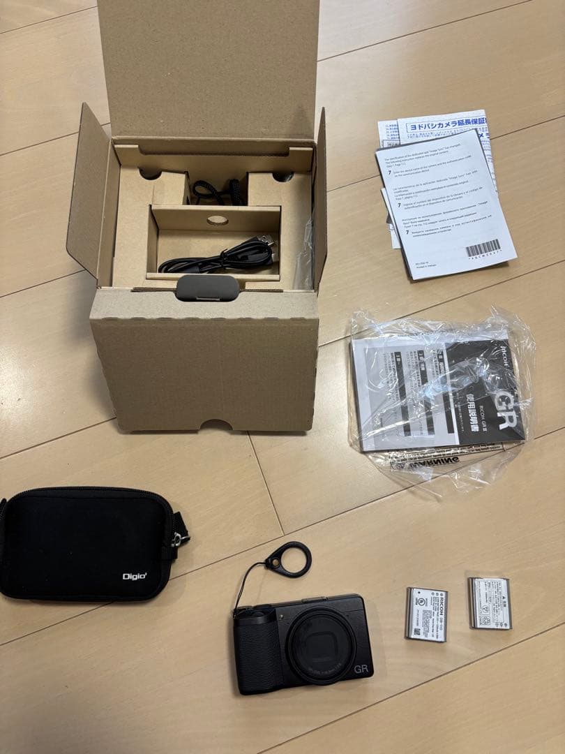 リコー　RICOH GR3 GR III