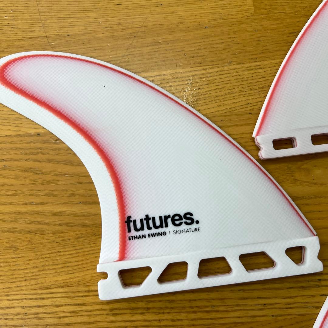 futures Ethan Ewing Signature Lサイズ