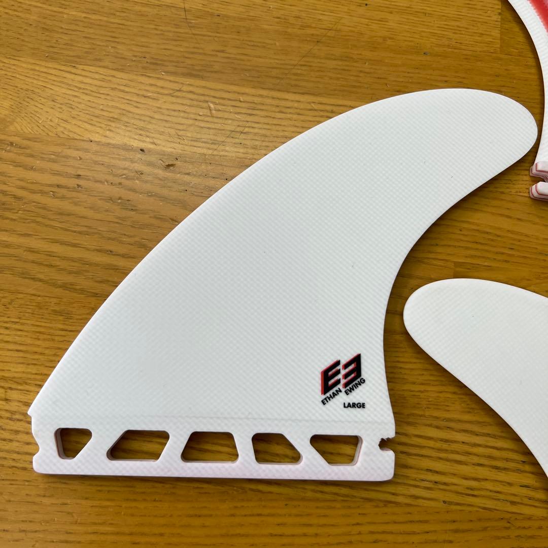 futures Ethan Ewing Signature Lサイズ