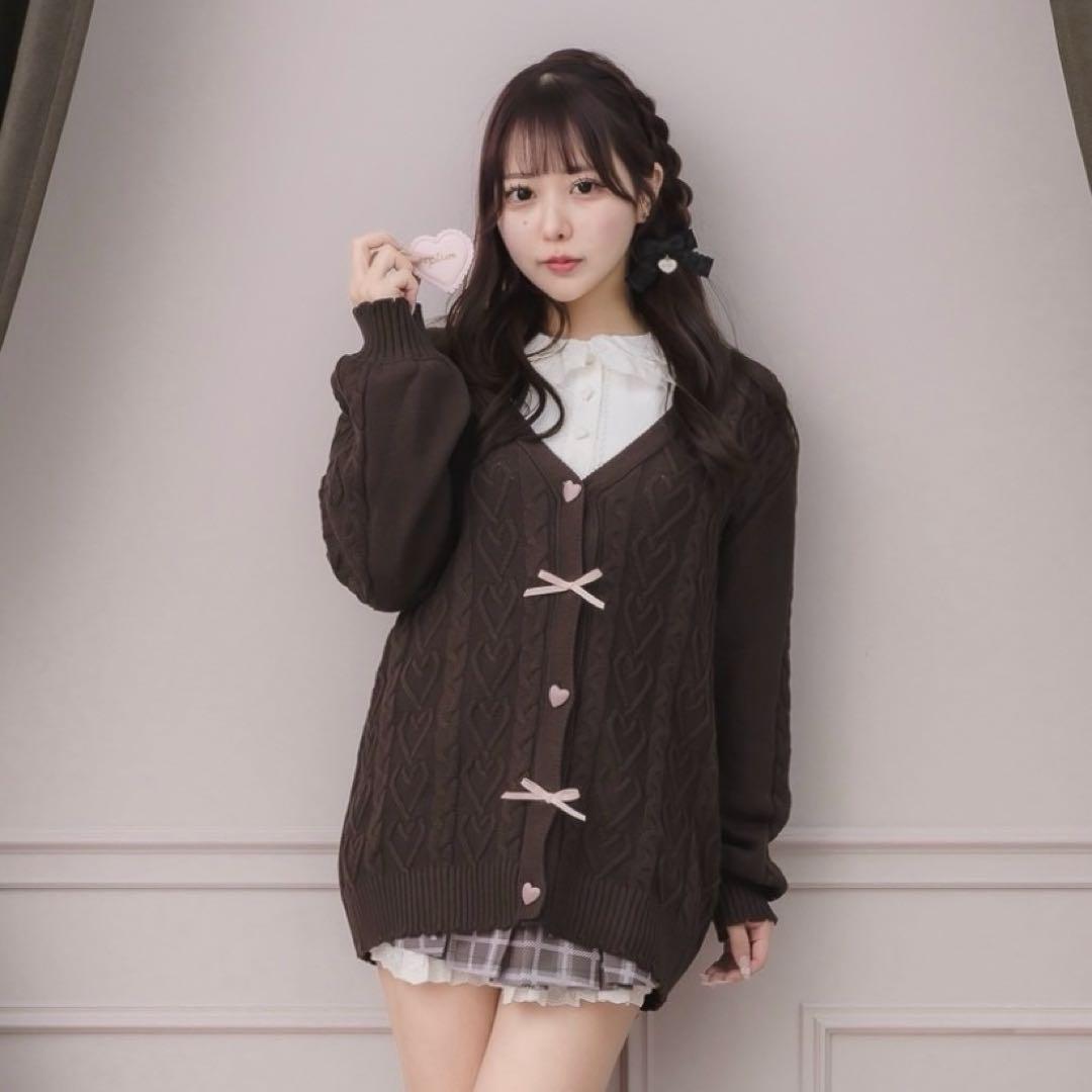 新品タグ付き❤︎pium ハートボタンケーブルロングカーデ❤︎