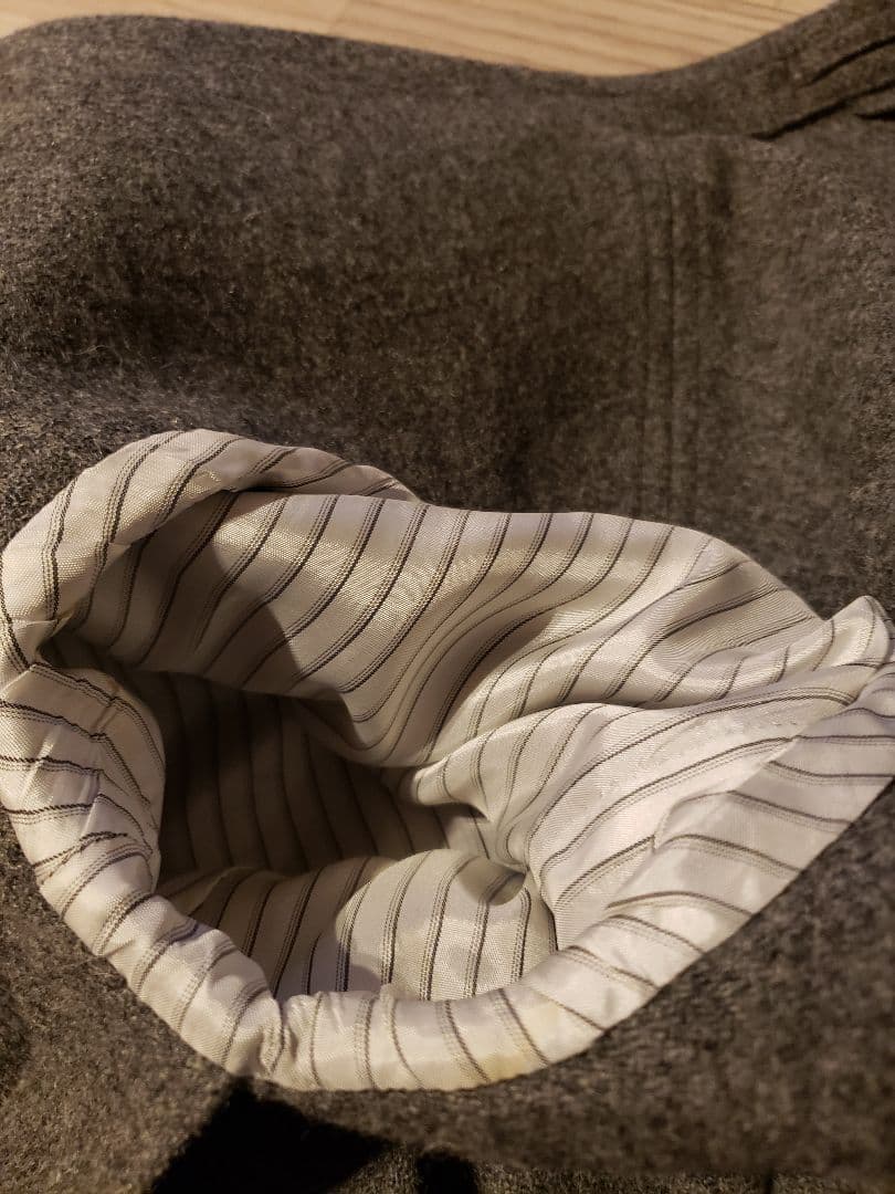 美品ラルディーニ　46　グレージャケットです。