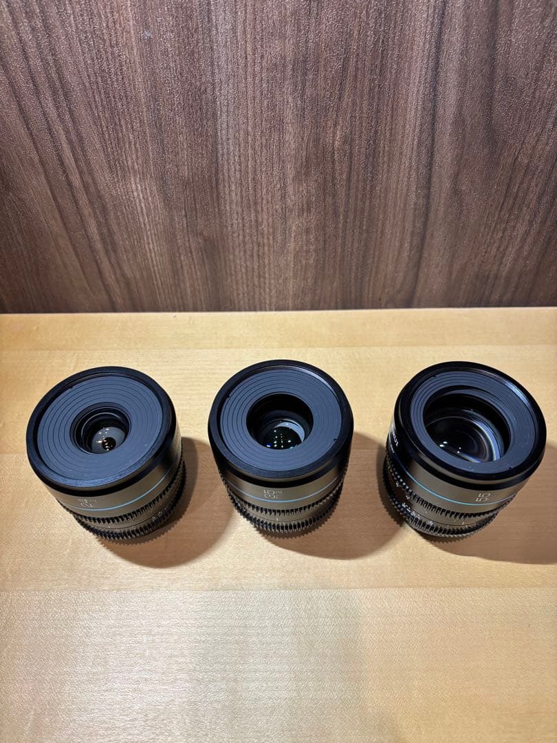 超美品 SIRUI Night Walker 24/35/55 Sony E