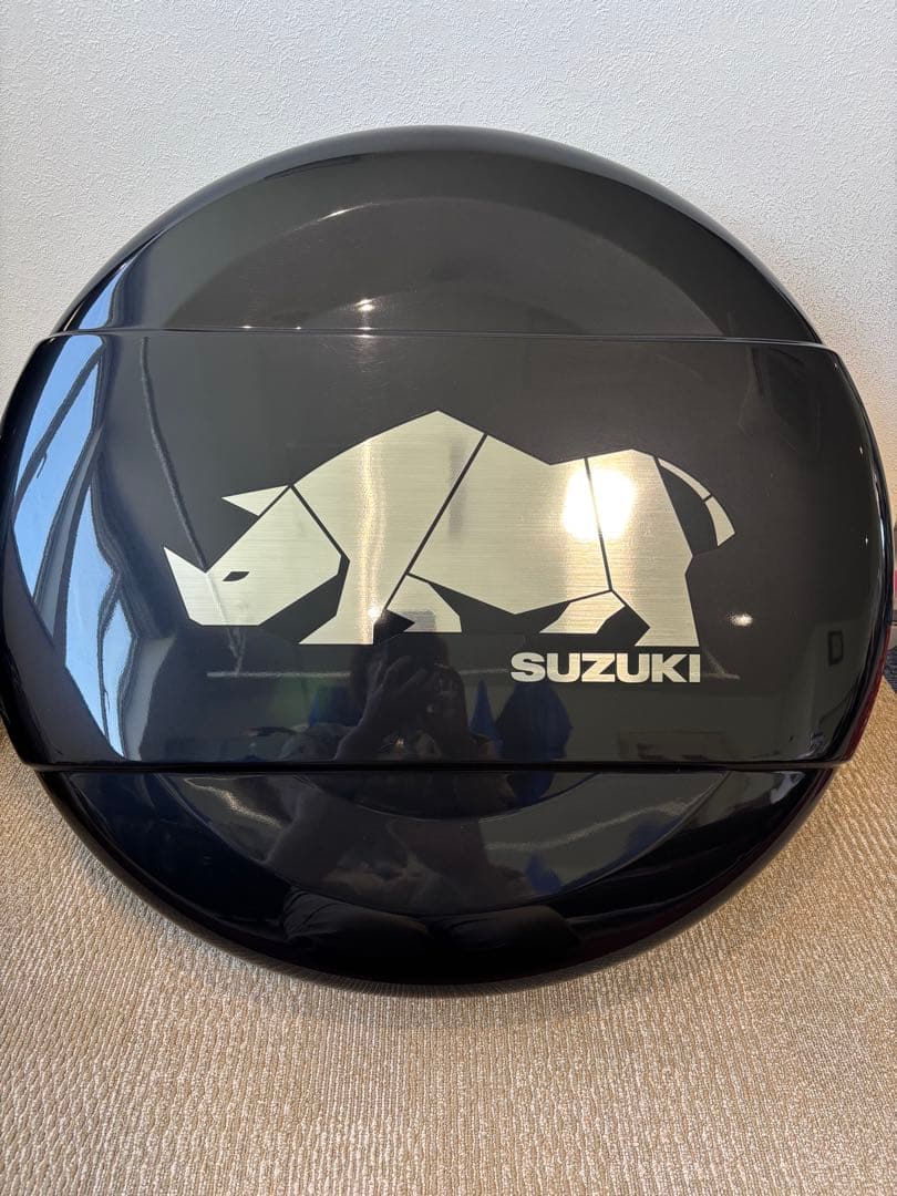 SUZUKI 純正　スペアタイヤカバー 黒 サイデザイン　スズキ　ジムニー