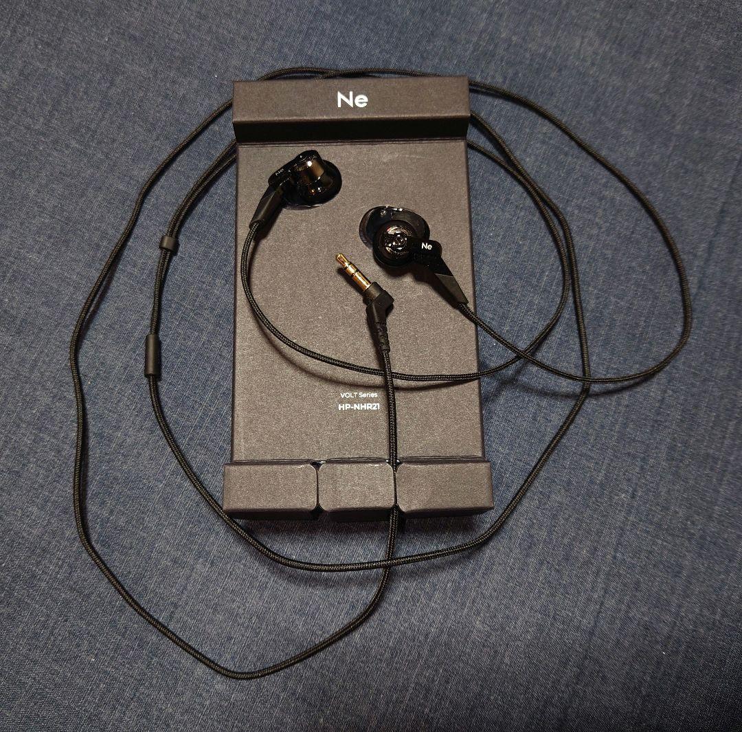 イヤホン　ラディウス radius HP-NHR21 ブラック