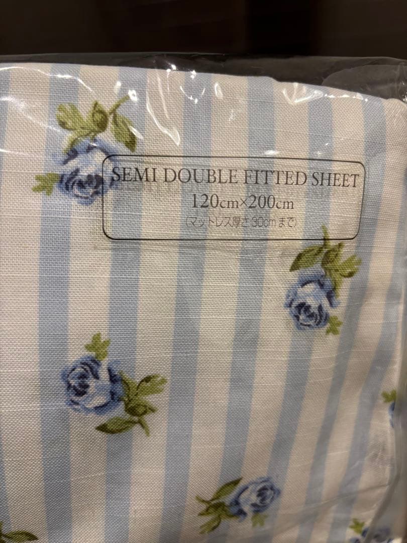 ローラアシュレイ　ベッド用シーツ　セミダブル　＊新品未使用＊