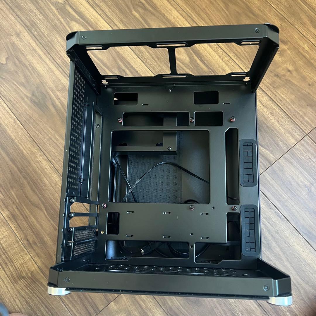 T*o様 JONSBO TK-1 ピラーレスPCケース