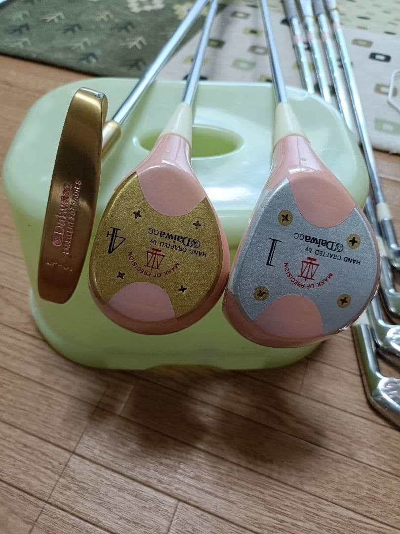 ダイワ　ゴルフクラブセット　7点セット　レディース　　右