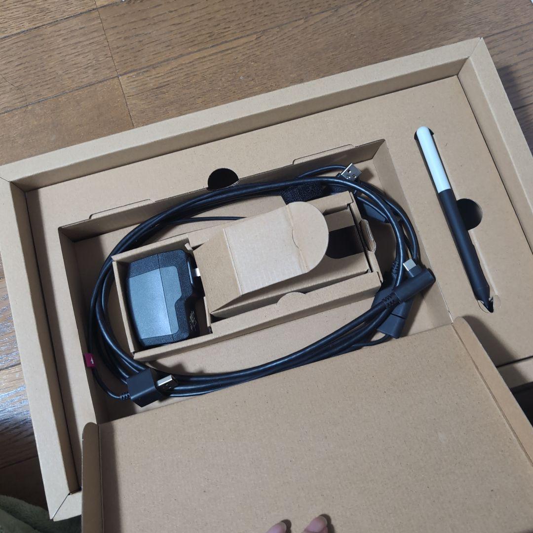 Wacom One Creative Pen Display 本体