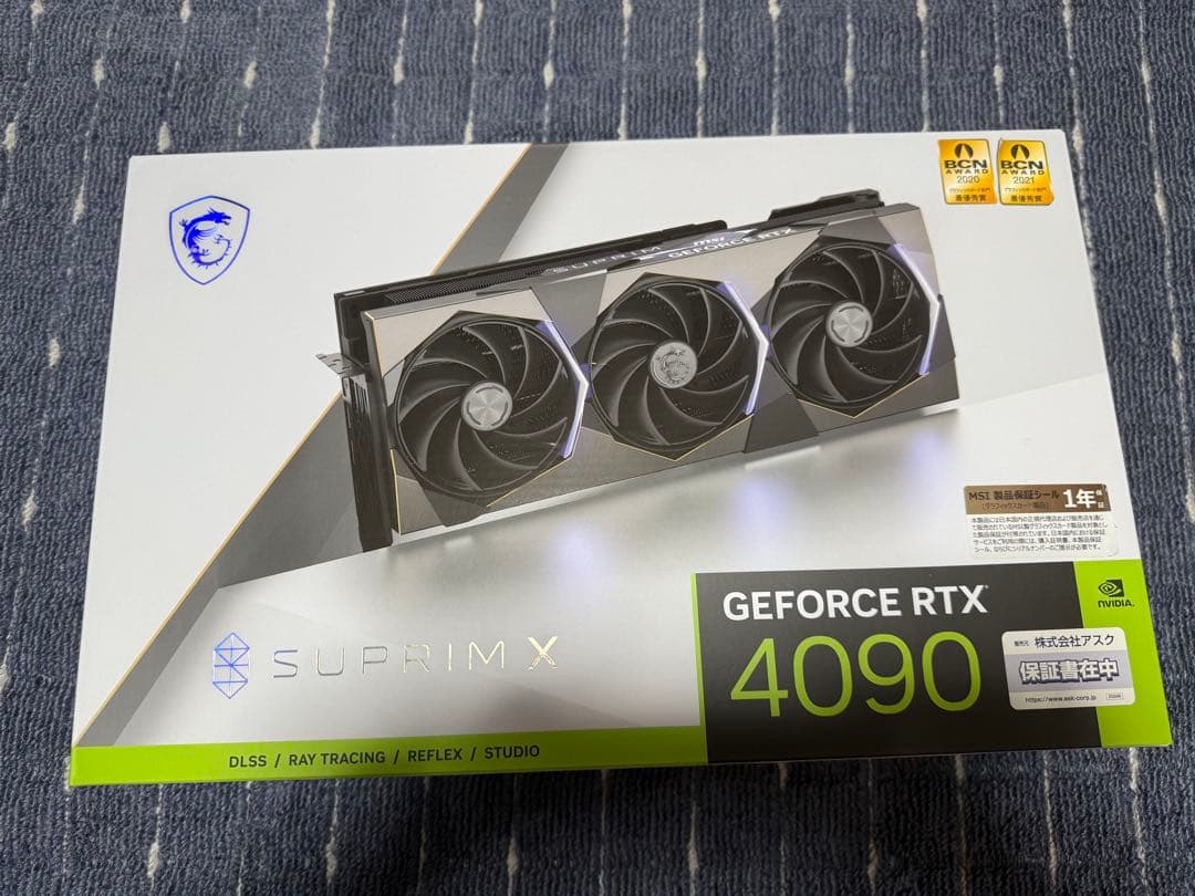 MSI SUPRIM X GEFORCE RTX 4090 本体