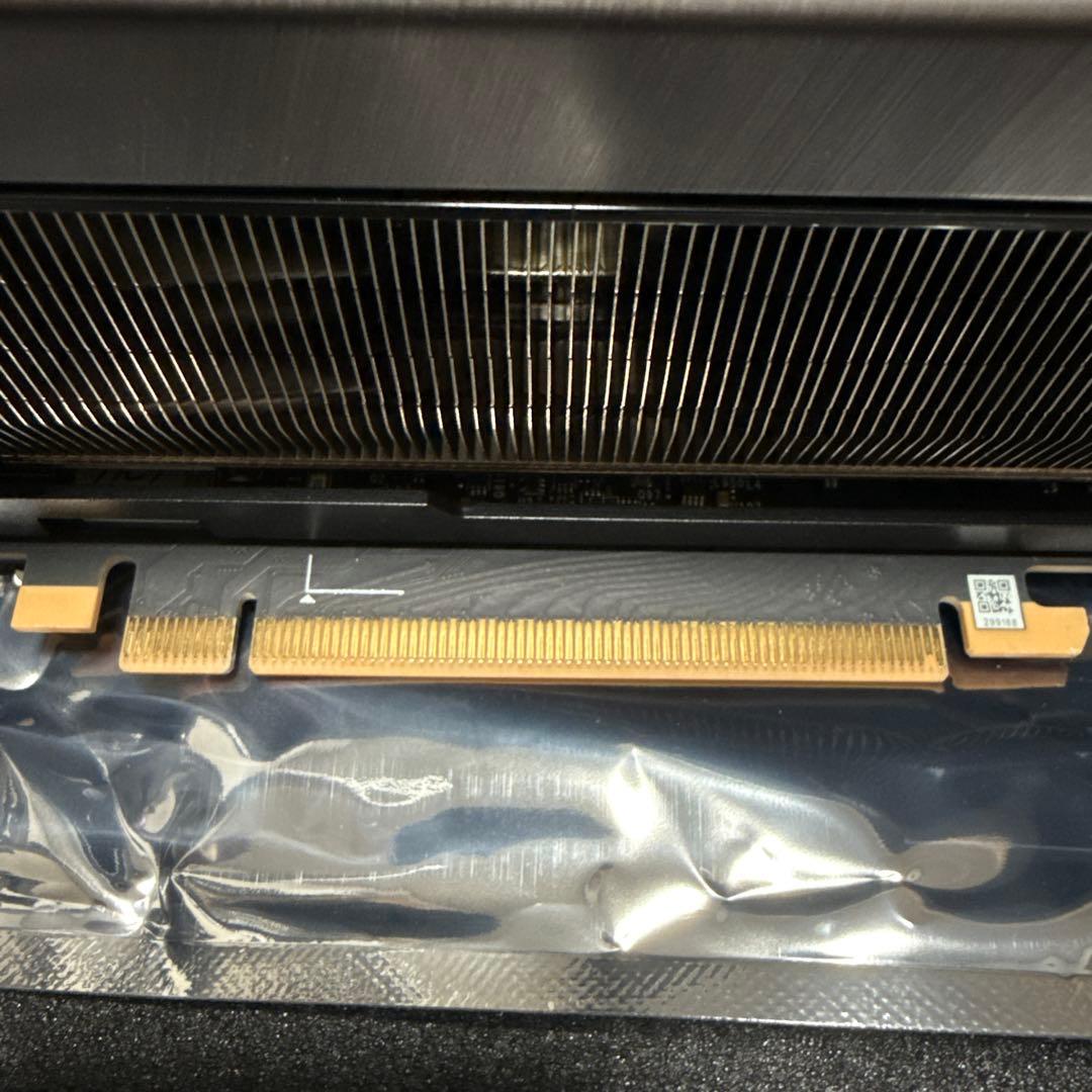 MSI SUPRIM X GEFORCE RTX 4090 本体